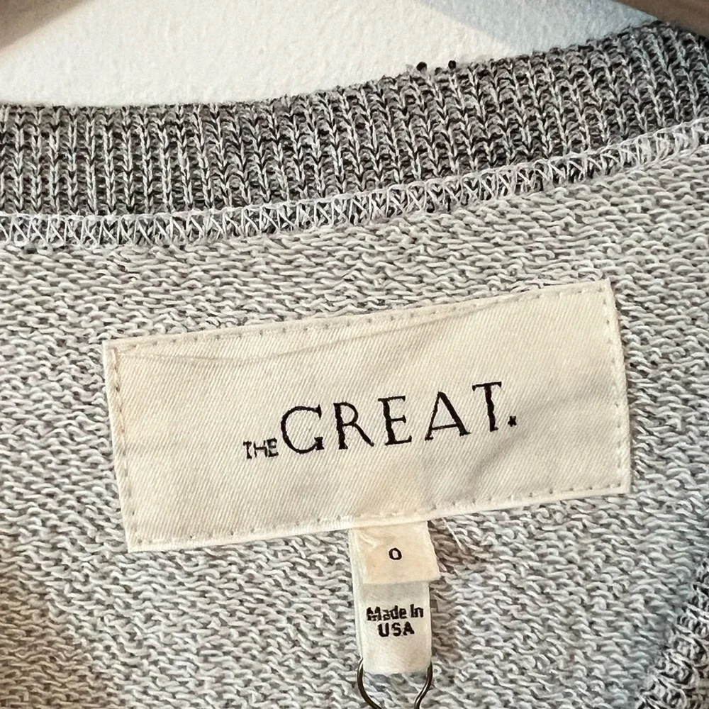 The Great College sweatshirt size 0. Never worn. - Picture 3 of 6